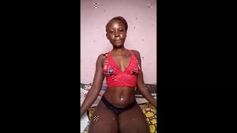 Snapshot of herslatt chatting on February 6, 7:34 am herslatt online show from February 6, 7:34 am