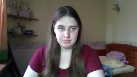 hess_luna_ online show from November 15, 10:12 am