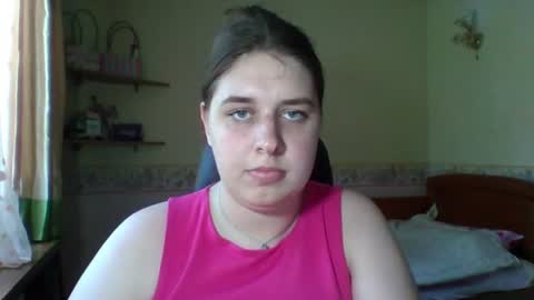 Snapshot of hess_luna_ chatting on July 2, 9:04 am hess_luna_ online show from July 2, 9:04 am
