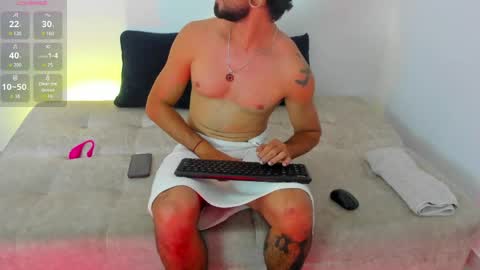 Snapshot of heteros_club chatting on April 12, 5:45 am heteros_club online show from April 12, 5:45 am