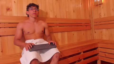 heteros men online show from April 28, 1:48 am