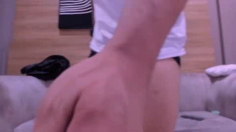 Snapshot of heteros_men chatting on June 5, 5:40 pm heteros men online show from June 5, 5:40 pm