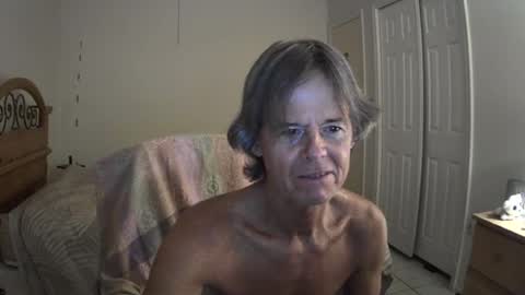Snapshot of hewes1 chatting on June 27, 9:36 am hewes1 online show from June 27, 9:36 am