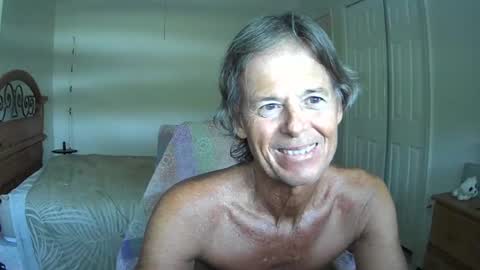 Snapshot of hewes1 chatting on June 27, 6:57 pm hewes1 online show from June 27, 6:57 pm