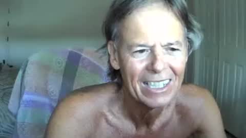 Snapshot of hewes1 chatting on June 29, 11:54 am hewes1 online show from June 29, 11:54 am