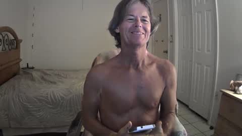 Snapshot of hewes1 chatting on July 5, 9:38 am hewes1 online show from July 5, 9:38 am
