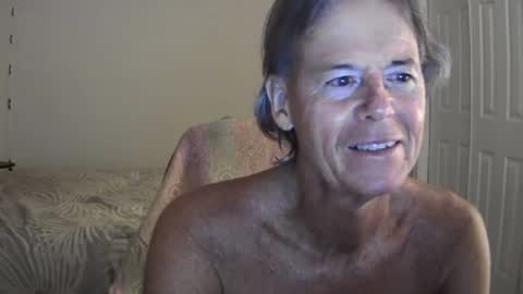 Snapshot of hewes1 chatting on July 14, 8:41 am hewes1 online show from July 14, 8:41 am