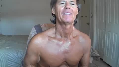 Snapshot of hewes1 chatting on July 21, 11:23 am hewes1 online show from July 21, 11:23 am