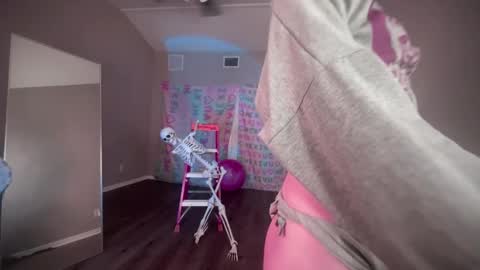 Snapshot of hexivu chatting on February 10, 8:09 am salem online show from February 10, 8:09 am