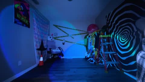 Snapshot of hexivu chatting on November 8, 4:01 am salem online show from November 8, 4:01 am