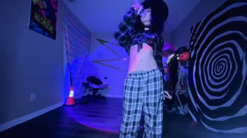 Snapshot of hexivu chatting on November 17, 2:39 am salem online show from November 17, 2:39 am