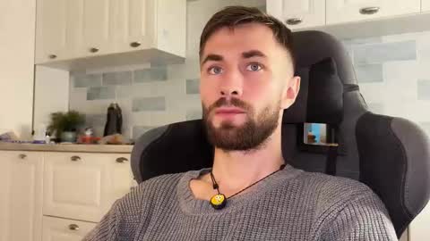 Arnold online show from November 13, 9:36 pm