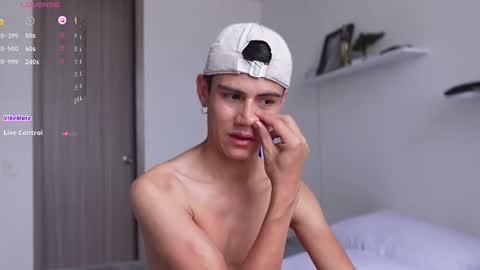 hey_cesard online show from February 22, 2:52 pm