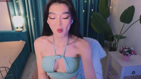 Audrey online show from February 4, 2:53 pm