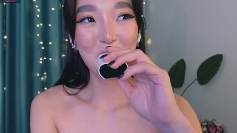 Audrey online show from February 4, 5:55 pm