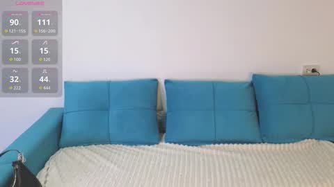 Audrey online show from December 3, 2:48 pm