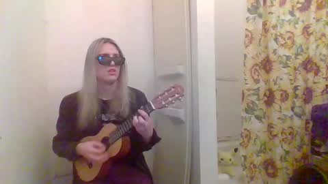 hey_mikky online show from February 12, 11:41 pm