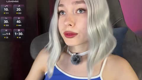  Nora  online show from July 8, 9:25 am