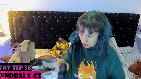 Noraly  online show from March 16, 4:07 am