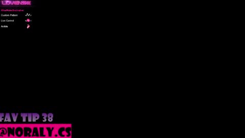 Snapshot of hey_noraly chatting on June 5, 6:52 am Noraly online show from June 5, 6:52 am