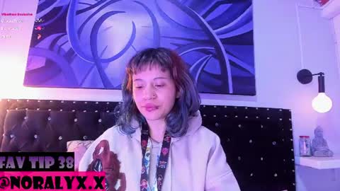 Noraly  online show from July 17, 4:19 am