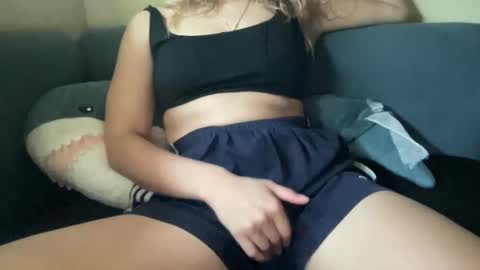 Blue  online show from December 1, 8:03 pm