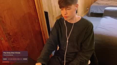 Snapshot of heyitsyourboy chatting on December 22, 6:17 am heyitsyourboy online show from December 22, 6:17 am