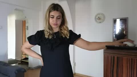 Snapshot of heysianna chatting on July 21, 10:17 am Siana online show from July 21, 10:17 am