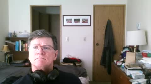 Snapshot of hg99too chatting on December 3, 6:28 pm hg99too online show from December 3, 6:28 pm