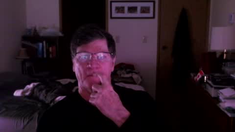Snapshot of hg99too chatting on December 31, 3:31 pm hg99too online show from December 31, 3:31 pm