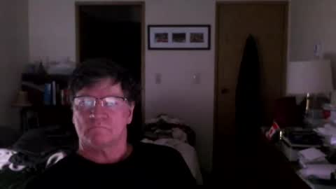 Snapshot of hg99too chatting on January 2, 3:51 pm hg99too online show from January 2, 3:51 pm