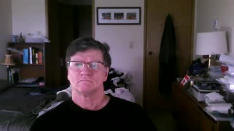 Snapshot of hg99too chatting on January 4, 5:16 pm hg99too online show from January 4, 5:16 pm