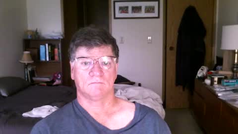 Snapshot of hg99too chatting on September 10, 2:28 pm hg99too online show from September 10, 2:28 pm