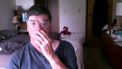 Snapshot of hg99too chatting on September 13, 2:39 pm hg99too online show from September 13, 2:39 pm