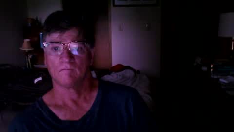 Snapshot of hg99too chatting on September 14, 2:16 pm hg99too online show from September 14, 2:16 pm