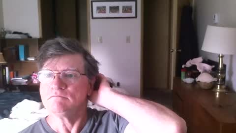 hg99too online show from July 4, 3:18 pm