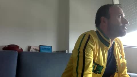 Snapshot of hhombre chatting on September 9, 12:15 pm hhombre online show from September 9, 12:15 pm