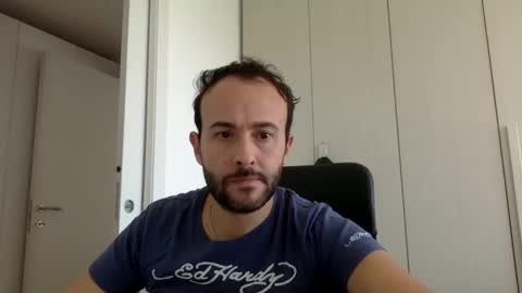 Snapshot of hhombre chatting on September 25, 8:40 am hhombre online show from September 25, 8:40 am