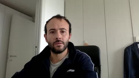 Snapshot of hhombre chatting on October 10, 8:24 am hhombre online show from October 10, 8:24 am