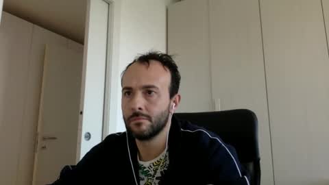 Snapshot of hhombre chatting on November 28, 9:56 am hhombre online show from November 28, 9:56 am