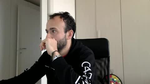 hhombre online show from March 2, 1:07 pm