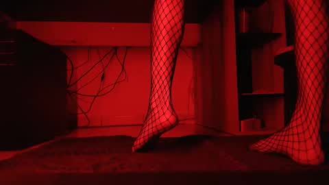 Snapshot of hibo66 chatting on November 24, 12:43 am InMyAss online show from November 24, 12:43 am