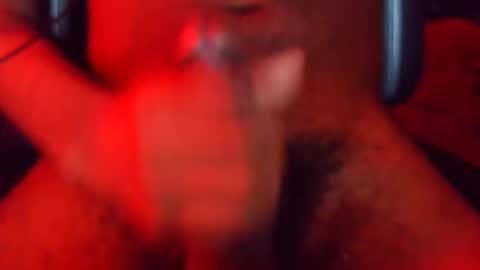 Snapshot of hickstj57 chatting on May 30, 9:39 am ishow2cumforU online show from May 30, 9:39 am
