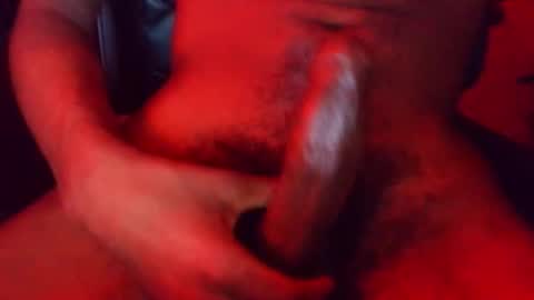 Snapshot of hickstj57 chatting on May 31, 8:54 am ishow2cumforU online show from May 31, 8:54 am