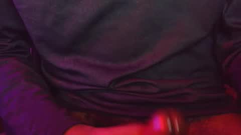 Snapshot of hickstj57 chatting on June 11, 10:57 am ishow2cumforU online show from June 11, 10:57 am