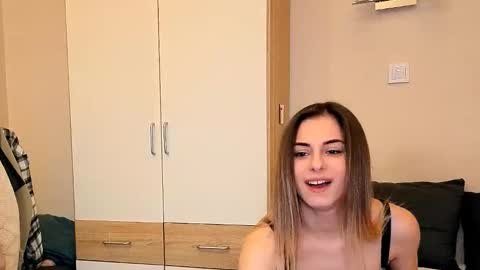 Ana online show from November 17, 5:30 pm