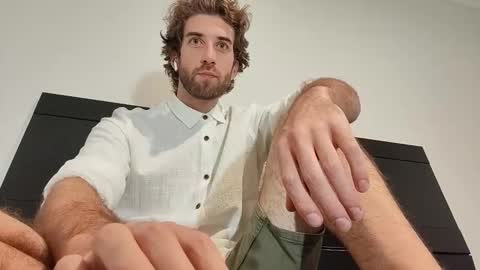 HiddenGaze online show from February 17, 6:21 am