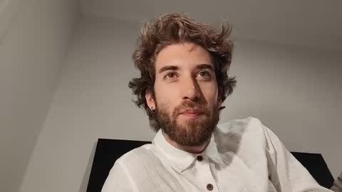 HiddenGaze online show from February 24, 7:28 am