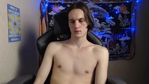 Snapshot of higherdegree chatting on December 11, 3:35 am higherdegree online show from December 11, 3:35 am