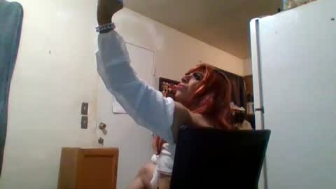 Snapshot of hihheelstranny chatting on January 24, 7:41 am hihheelstranny online show from January 24, 7:41 am